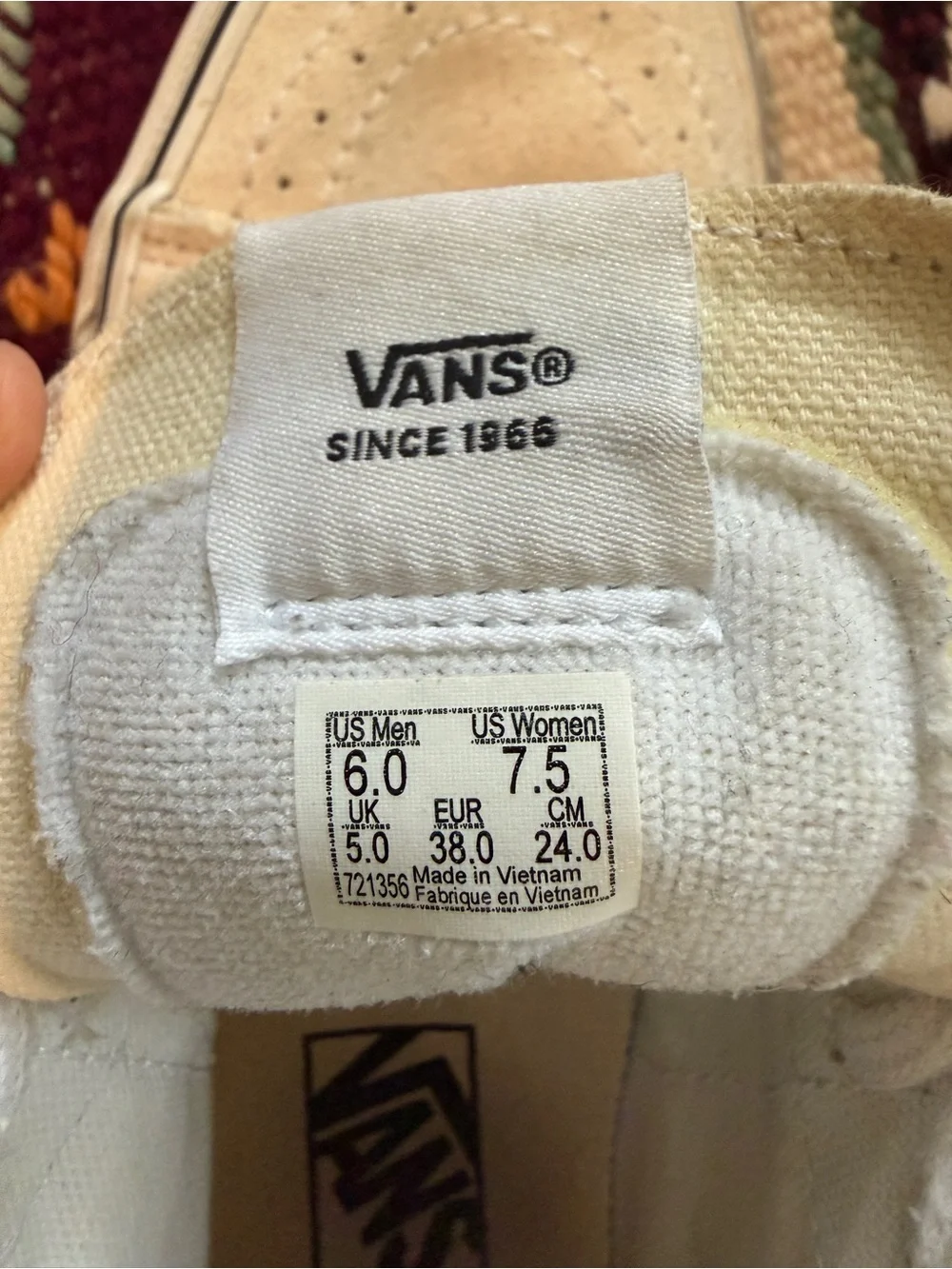 Vans Off-White/Beige Mid-Top Suede Sneakers Size 7.5/38